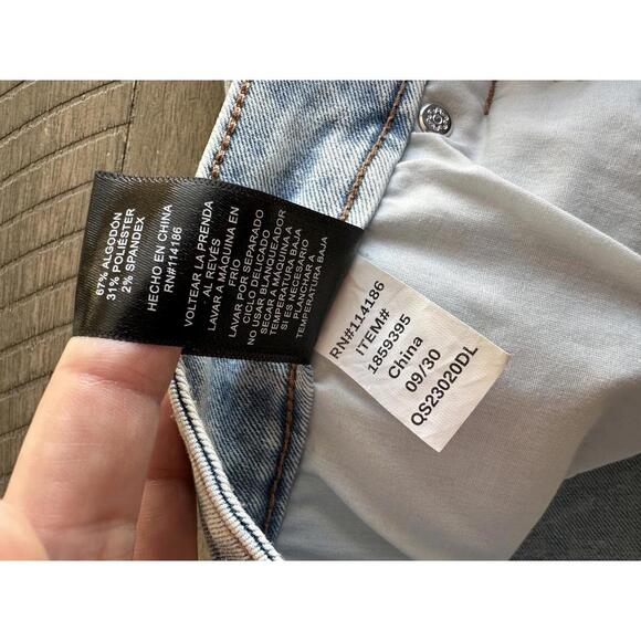 FRYE High Rise Straight Leg Light Wash Denim Jeans Women’s size 14/32 - Picture 14 of 15